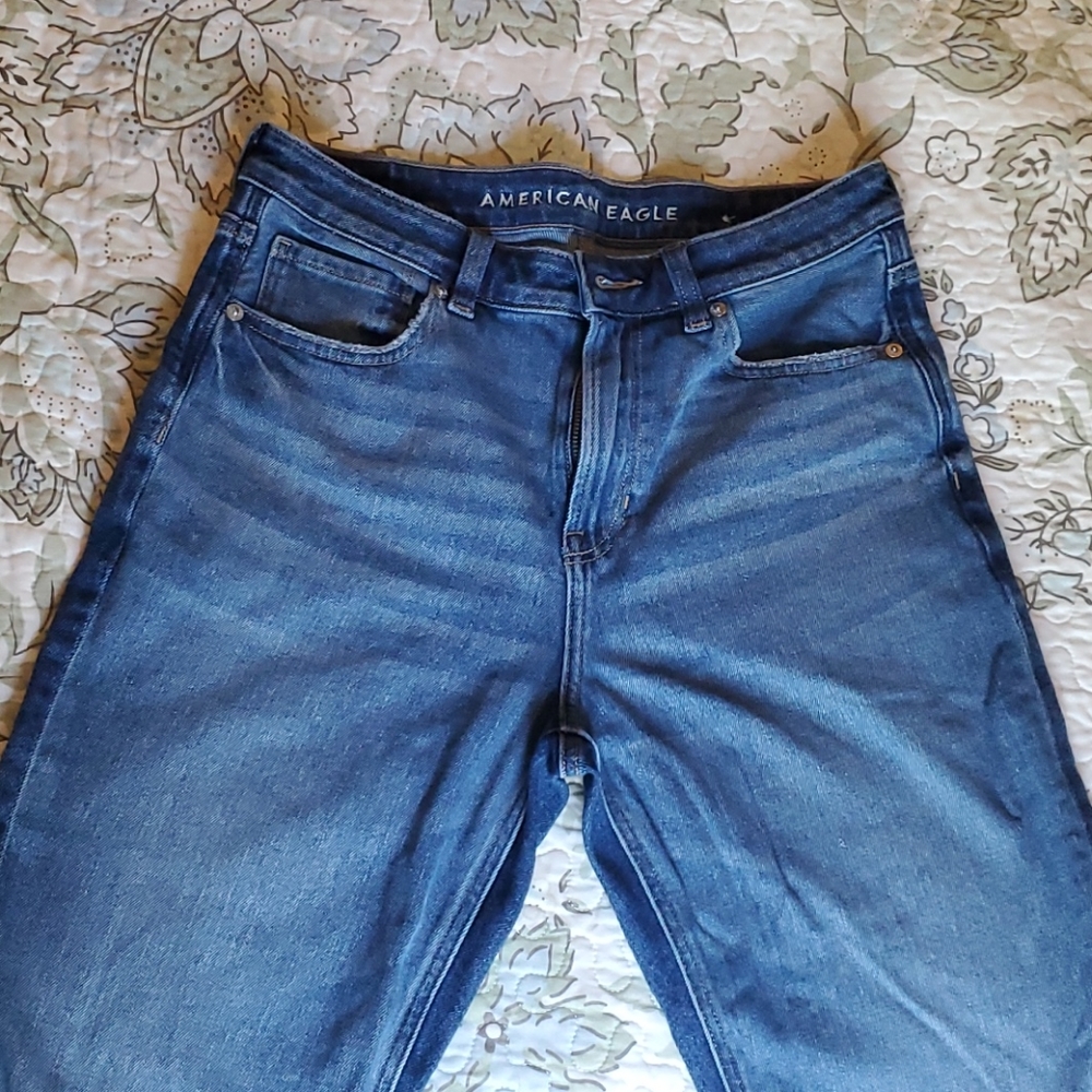 American Eagle Mom Jeans